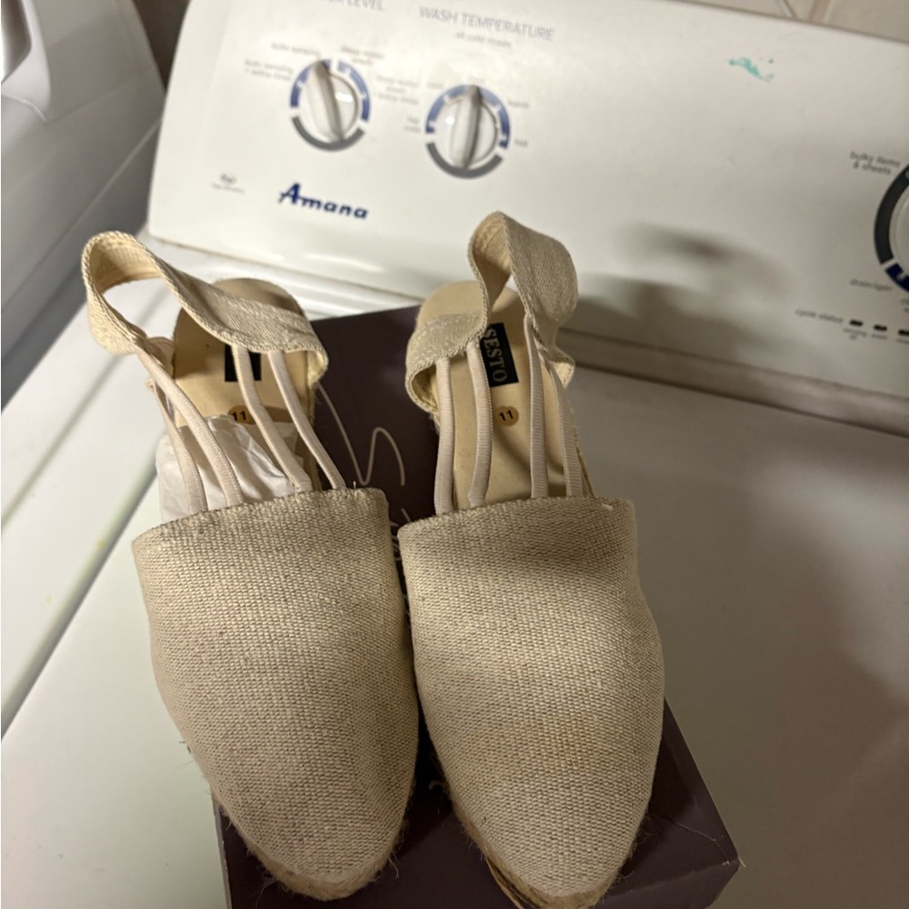 Sesto Meucci Beige Espadrille Flats